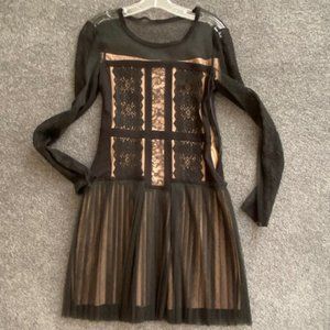 BCBGMAZAZRIA black lace dress
